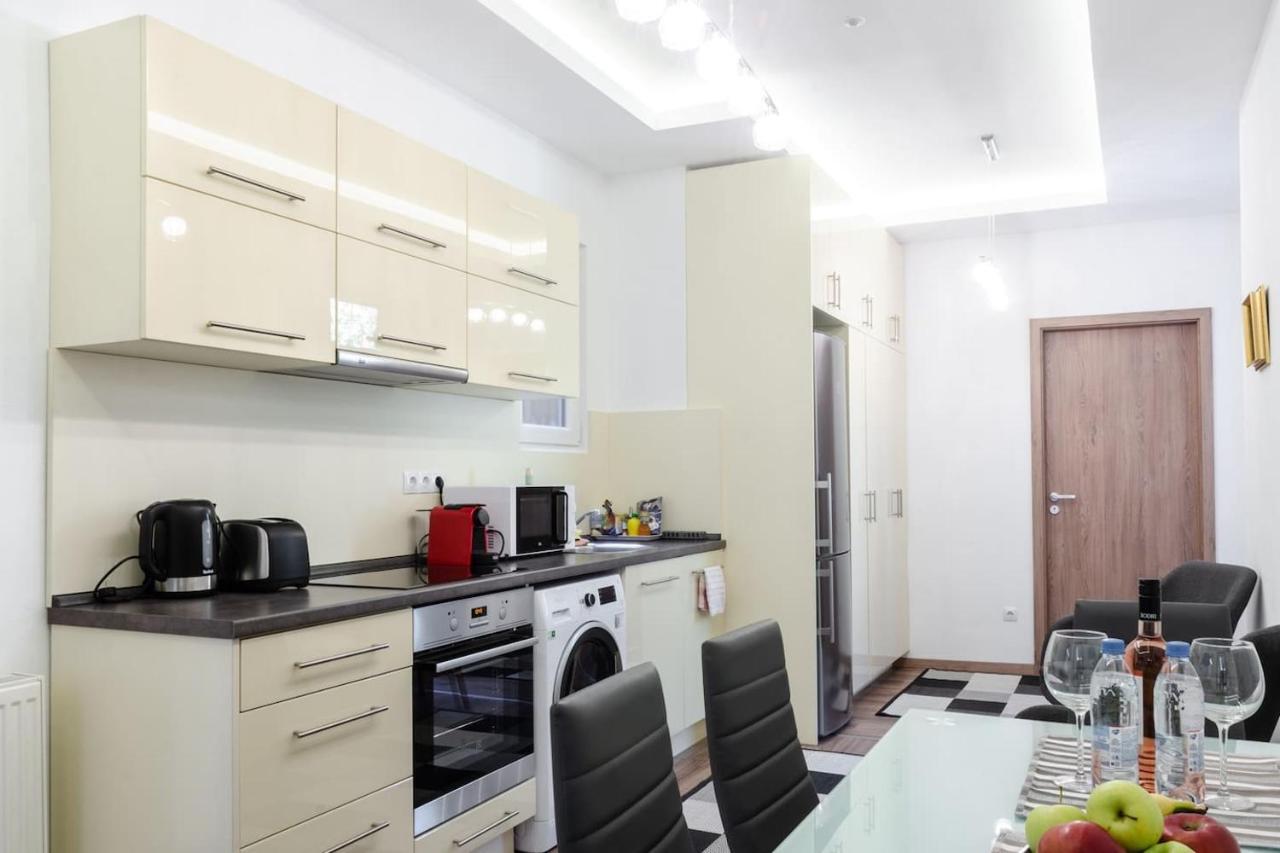 3 En Suit Bedroom Flat In The Main Centre For 6Ppl, 3Bdr,3Bthr,Ac Budapešť Exteriér fotografie